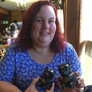 Meet your Posher, Holly